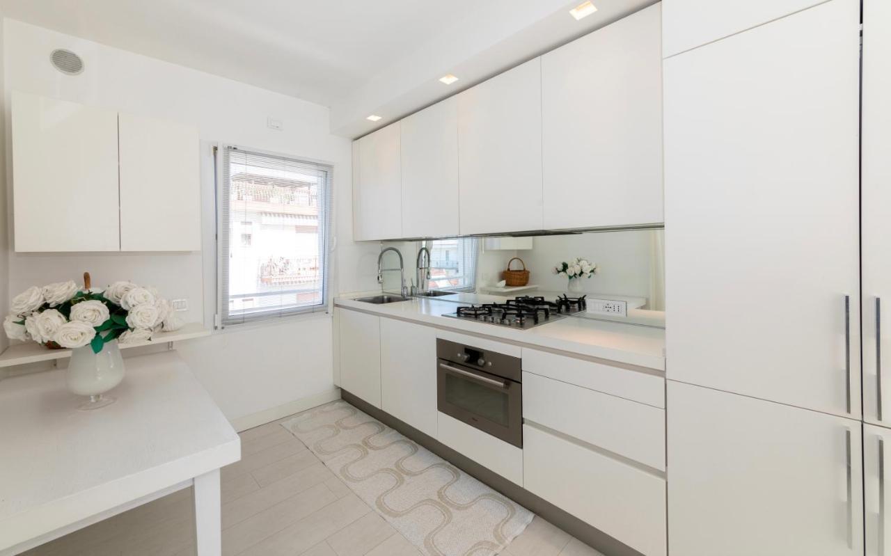 Magnifico Appartamento Dominique Jesolo Lido Carraro Immobiliare - Family Apartments Dış mekan fotoğraf