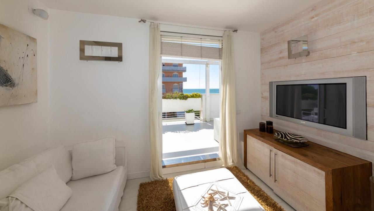 Magnifico Appartamento Dominique Jesolo Lido Carraro Immobiliare - Family Apartments Dış mekan fotoğraf